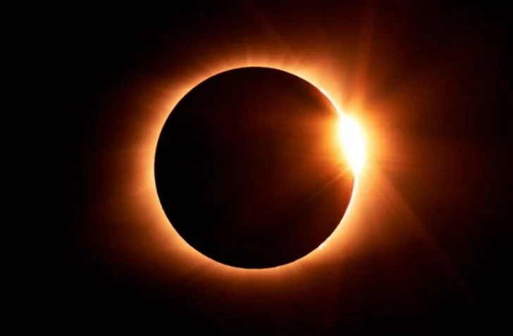 Cómo ver el eclipse solar del 14 de octubre 2023