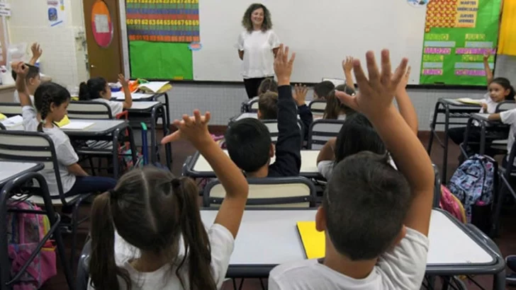 Se inicia el ciclo lectivo en las 135 escuelas del distrito