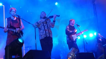 El Plan de la Mariposa deleitó al público en el primer día de festejos