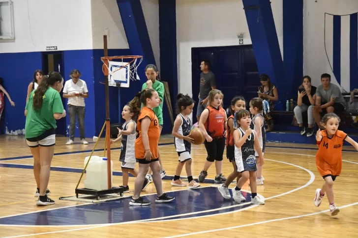 18-Encuentro-Minibasquet2-728x485