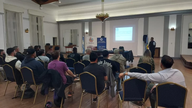 Capacitaron al personal de control de admisión en nocturnidad