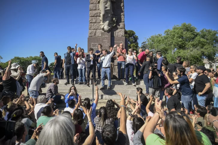 Kicillof: “El 19 de noviembre habrá millones de bonaerenses que votarán por la educación, la salud y el federalismo”