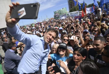 Kicillof: “En el balotaje no hay lugar para medias tintas: votaremos en defensa de la democracia, el trabajo y los derechos”