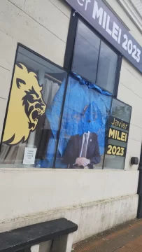 Vandalizaron el local de Milei en Necochea