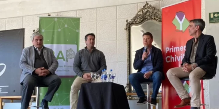 Dirigentes vecinales de todo el país, entre ellos los de Nueva Necochea, brindan su apoyo a  Massa