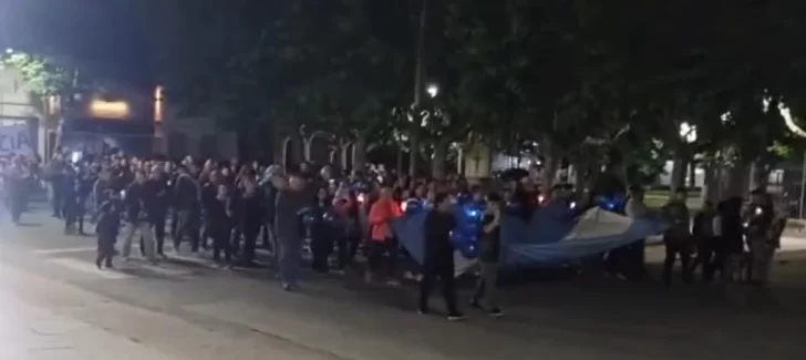 Nueva marcha por policías condenados: “Es difícil estar en nuestros borcegos”
