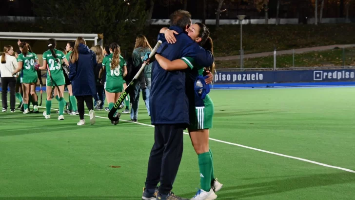 Con la tranquilidad del objetivo grupal cumplido, Juana Casais Knudsen disfruta de su Necochea
