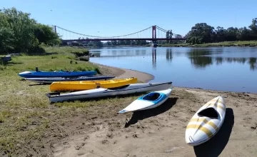 Este domingo es la jornada de limpieza de residuos plásticos en el río