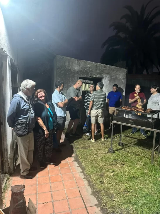 418566471_10231770355738085_6609311297560511217_n-546x728