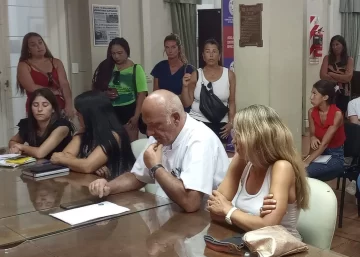 Enfermeras piden ingresar en la carrera médico hospitalaria