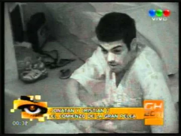 VIDEO: Se volvió viral la pelea de Cristian U y Jonatan en Gran Hermano 2011