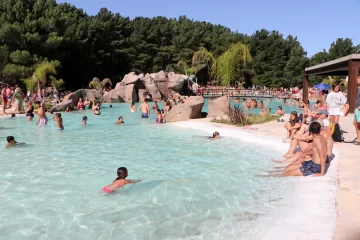 Kicillof destacó la inauguración de Aguas del Pinar