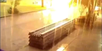 Impactante video: un rayo cayó sobre un hombre en San Luis y debió ser internado