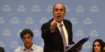 El gobierno asegura que tiene los votos para aprobar la Ley Bases