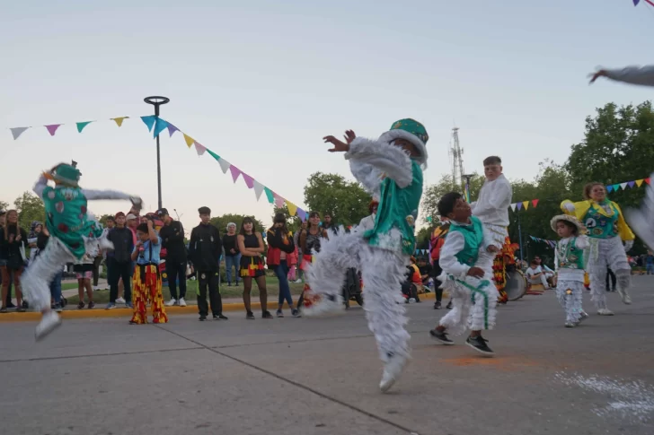 14-02-FOTO-Carnavales-2024-07-728x485