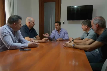 16-02-FOTO-Rojas-empresarios-728x485