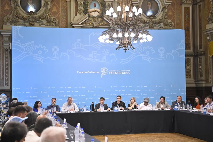 Kicillof relanzó el programa Producción Bonaerense junto a pymes y representantes de las cadenas de comercialización