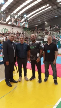 FOTO-Carlos-Correa-Comite-Directivo-410x728
