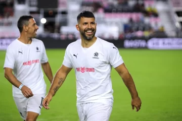 Agüero en Twitch: “Es mentira, no voy a entrenar con Independiente”