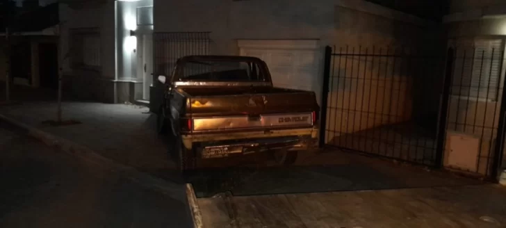 Conducía alcoholizado y terminó impactando contra una casa