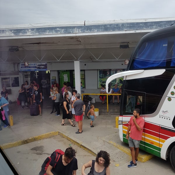 Demanda de pasajes y movimiento en la terminal