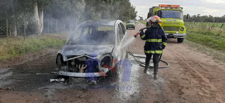 Se incendió un vehículo en Quequén