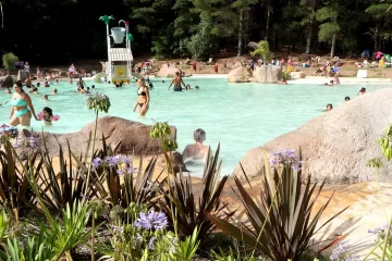 Mas de 10 mil personas visitaron el Complejo Recreativo Aguas del Pinar
