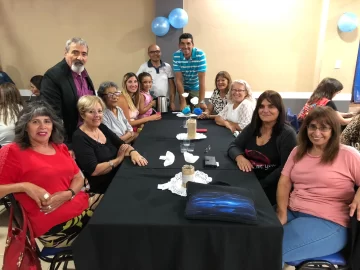 Presentación a sala llena del libro “Ella” en Necochea
