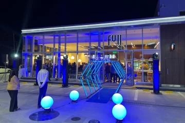 El Intendente cortó las cintas de la nueva estación de servicio en Quequén