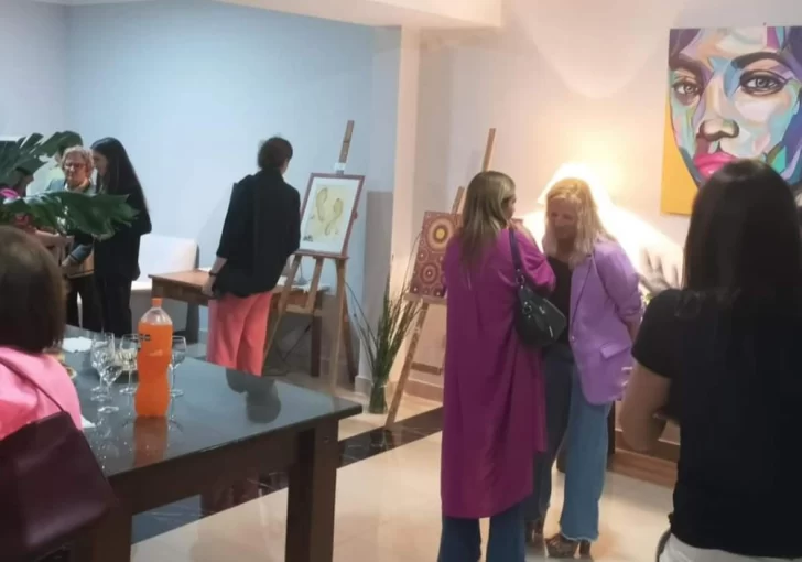 Con una muestra de arte, cerró el “Mes de la Mujer”