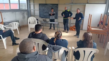 Capacitan a personal preventivo del Municipio