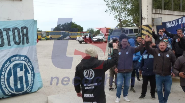 Piquetes en la terminal de los colectivos