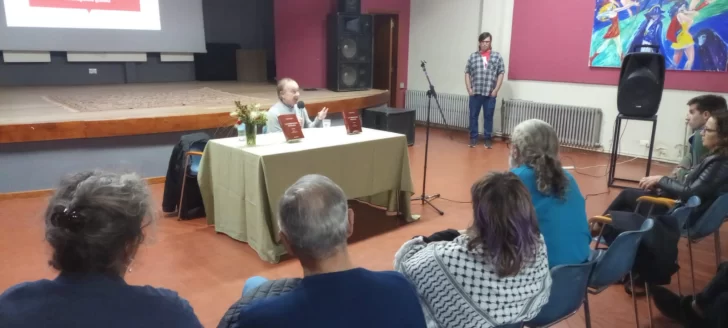 Hugo Locio hizo un balance de su libro “La Corrupción Esencial”