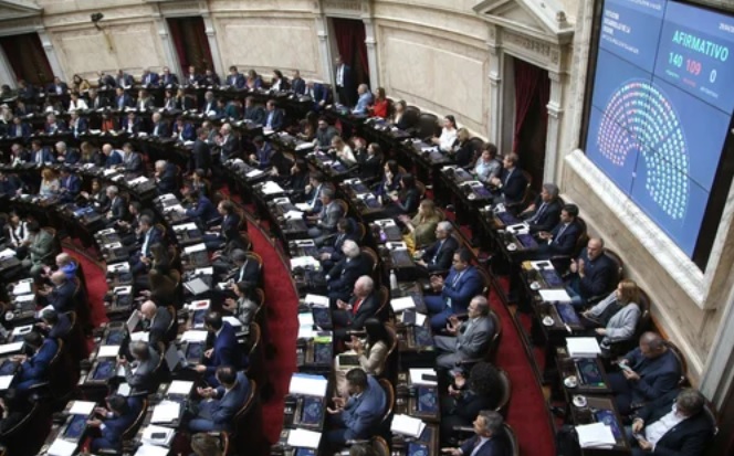 Duro revés del Congreso a Javier Milei: la oposición se unió y le propinó 12 derrotas en una sesión maratónica