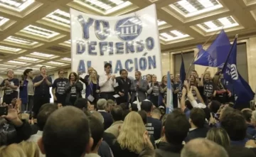 Milei archiva el plan para privatizar el Banco Nación