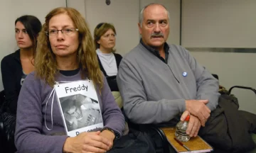 Se realiza la charla “Menos Armas, Más Palabras”