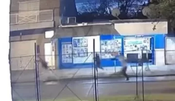 Militar le arrebató el arma a un “motochorro” y lo mató a tiros: impactante video