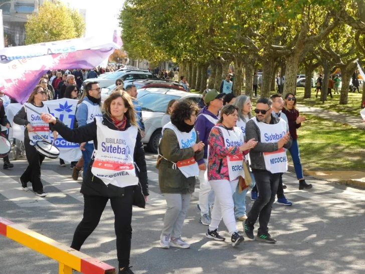 Fuerte adhesión al paro docente en Necochea