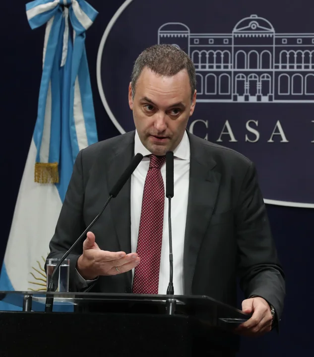 El Gobierno implementará un nuevo Servicio Militar Voluntario para jóvenes de 18 a 28 años