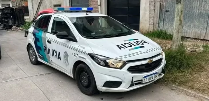Insólito: un preso se fugó en un patrullero de la Bonaerense