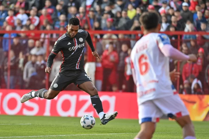 River cayó en su visita a Argentinos Juniors y extendió su mal momento