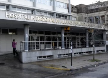 Padres inician una campaña para costear costoso tratamiento médico para su hijo