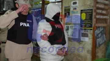 Siete aprehendidos, entre ellos un ex policía, por comercialización de estupefacientes