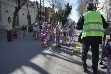 Alumnos del Jardín de Infantes Nº 916 participaron de una jornada de Educación Vial