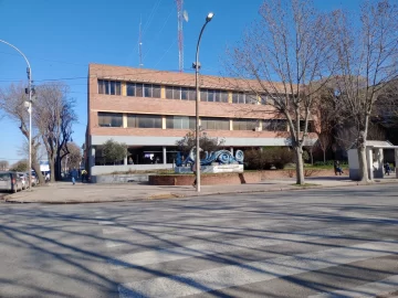 Continuará con atención restringida el Centro Cívico