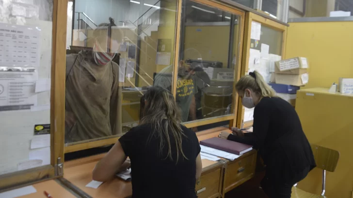 23-04-FOTO-licencias-de-conducirr-728x410