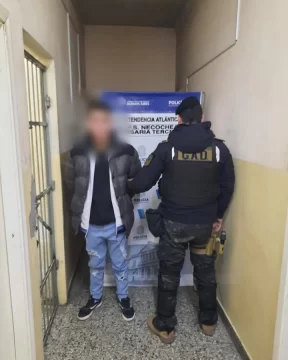 Cayeron motochorros por el robo de un celular y una bicicleta