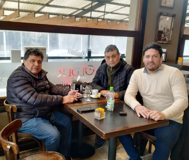 Rudy Ulloa arma en Necochea con Navarrete