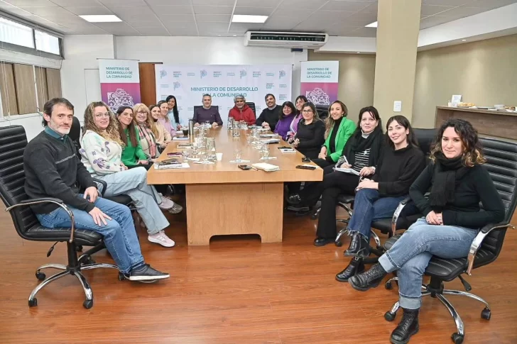 450536767_1115312213440635_1561569539077400611_n-728x485