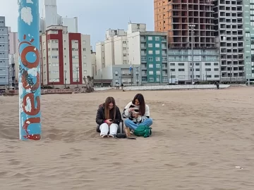 Se fue la ola polar y la playa vuelve a ser una opción